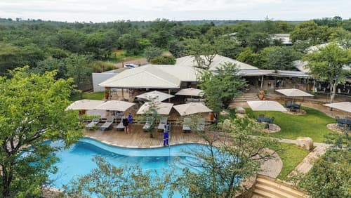Insika Lodge, Outdoor pool