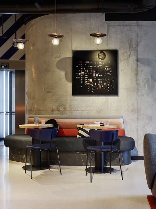 Tribe Paris Saint Ouen, Reception