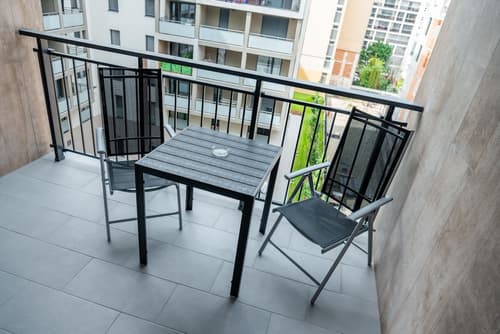 WestSide Apartments by FirstHost, Terrace/patio