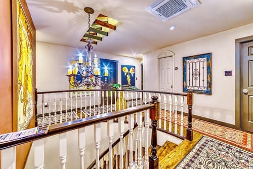 Neocolonial Nouveau Kensington Vacation Home