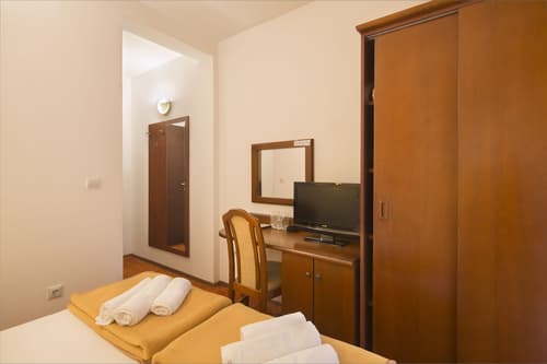 Villa Ljubanovic, Room