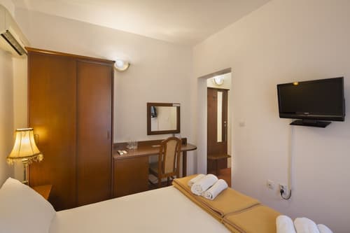 Villa Ljubanovic, Room