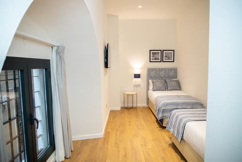 nQn Aparts & Suites Sevilla, Room