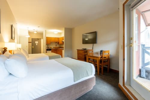 Sundance Lodge, Room