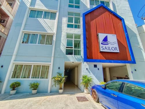 Sailor Hotel Pattaya, Front of property