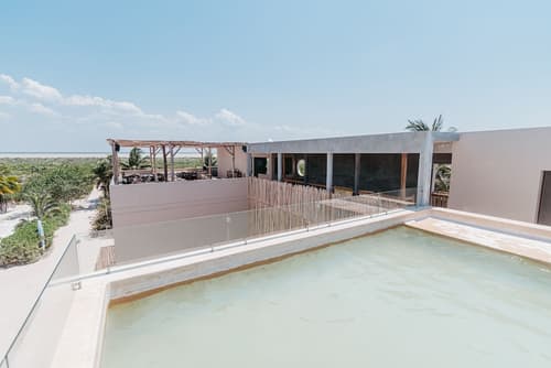 Dos Mares Barefoot Luxury