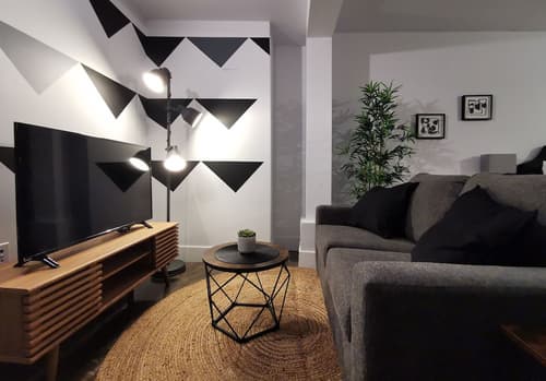 Cameo Hotel and Suites, Room