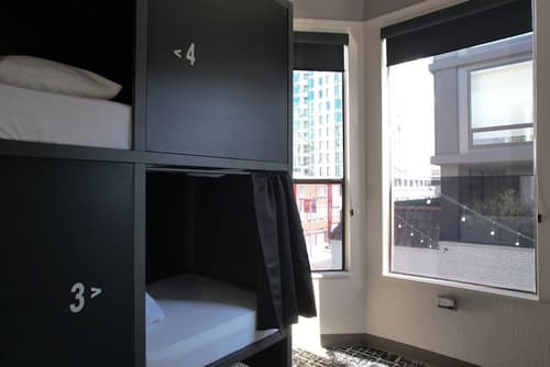 Chapter San Francisco, Room