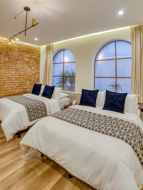 Wanderlot- Hotel Plaza Central, Room