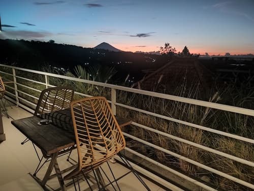 Gunza Bed and Breakfast, Terrace/patio