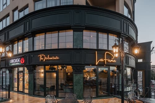 Bratus Hotel Aqaba, Reception