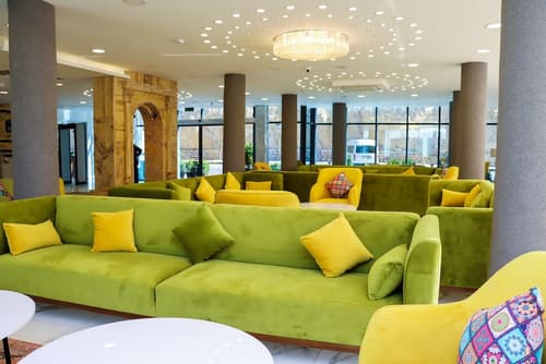 The RN Hotels, Reception