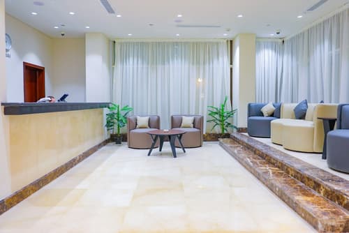 Triumph White Sands, Reception