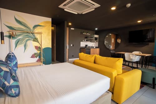 Los Patios Cool Living