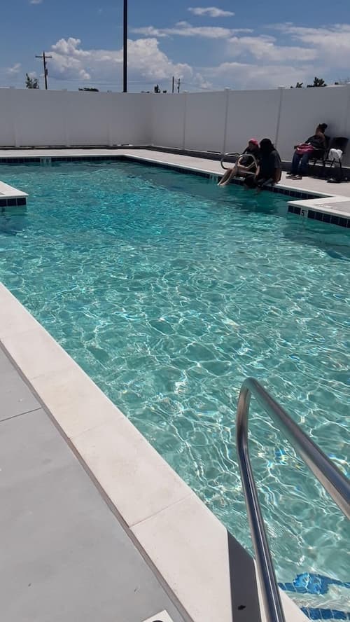 Bears Ears Inn, Pool