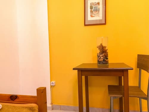 Symi Garden Studios, Room