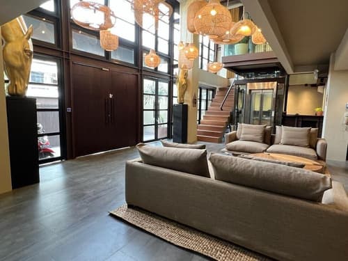 Choska Residence, Reception