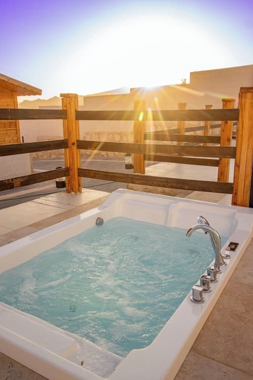 The Rock Camp Petra, Room