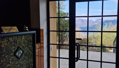 Hotel Montegrino Lakeview, Reception