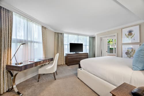 Marco Beach Ocean Suites, Room