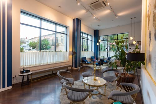 Newport Hotel Kutaisi, Reception