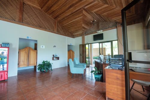 Sueno Dorado Hot Springs Hotel, Reception