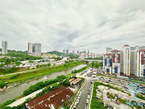 Millerz Square by Mykey