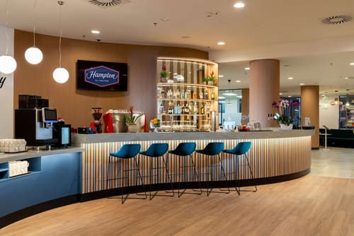 Hampton By Hilton Budapest City Centre, Bar (on property)