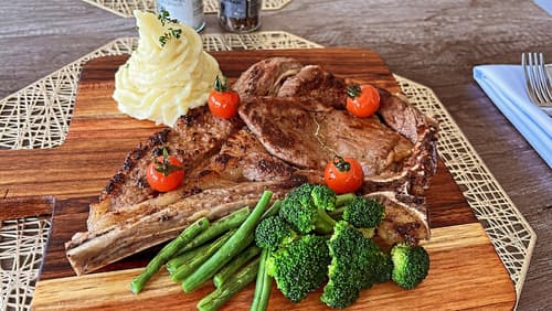 Residence Hotel, Food and drink