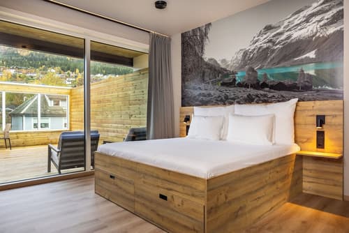 Stryn House - Hotel & Apartments