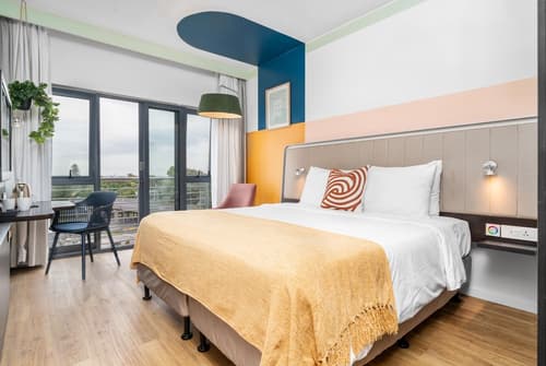 Neighbourgood Newlands, Room