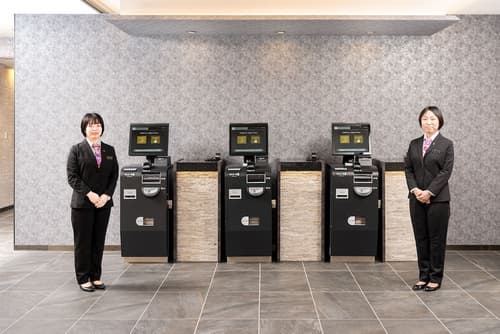 Shizutetsu Hotel Prezio Osaka-Shinsaibashi, Check-in/check-out kiosk