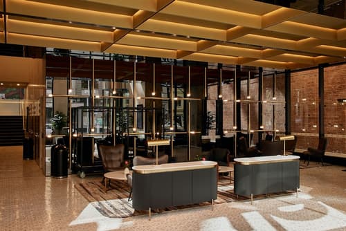 Meriton Suites Melbourne, Lobby sitting area