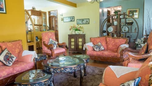 Edaala Comfort, Lobby