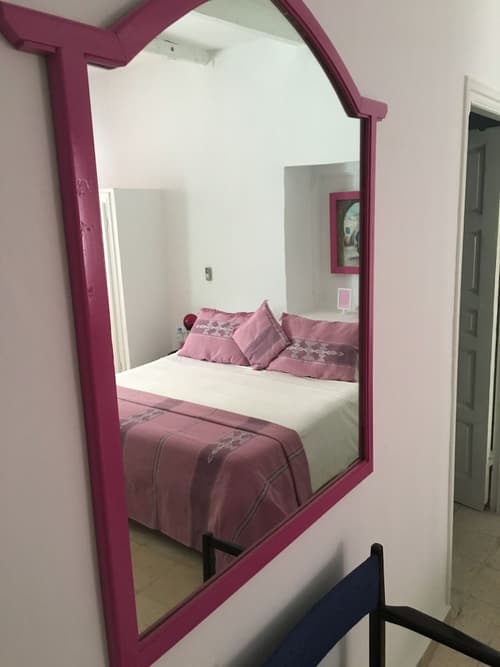 Dar Lola, Primary image