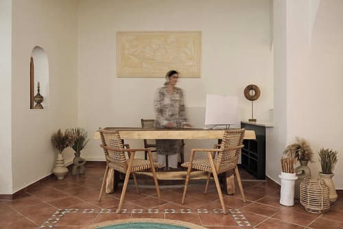 Utopia Hotel, Reception