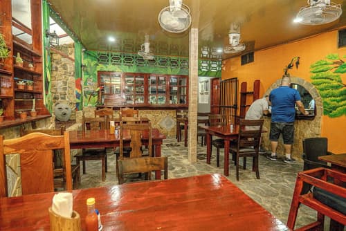 Costa Linda Art Hostel, Reception