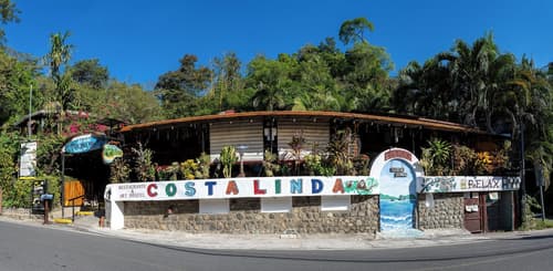 Costa Linda Art Hostel