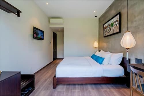 Lacasa Old Town Villa