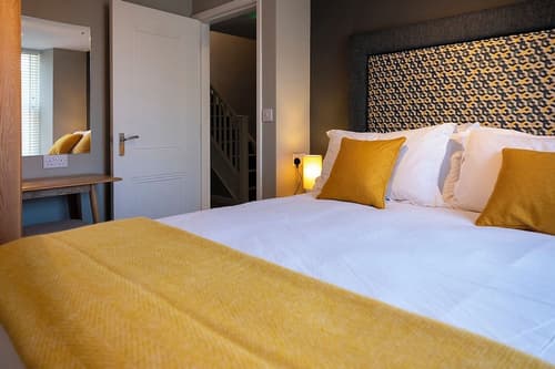 The Fanny Talbot, Room