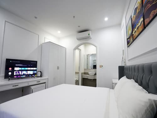 Amy Hotel And Apartment Hue, Room