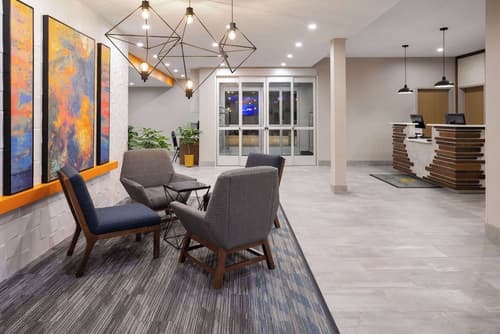 Hawthorn Extended Stay by Wyndham Williston/Burlington, Lobby