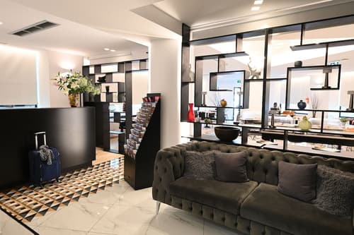 Urban Core Residence, Reception