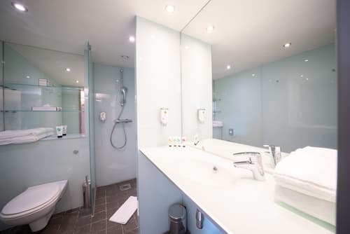 Hotel Orangerie, Bathroom