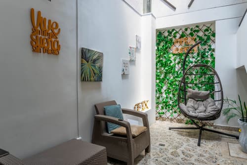 Hotel Ofix, Reception