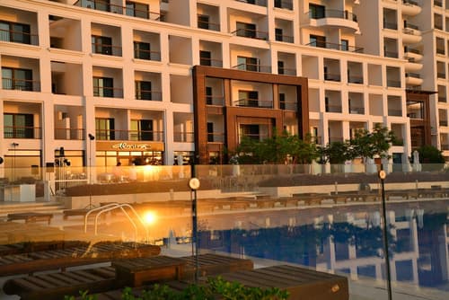 Porto & Almira Beach, Birthday party area