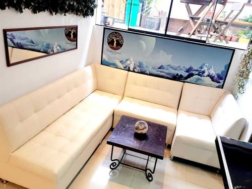 Hidden Garden, Living area