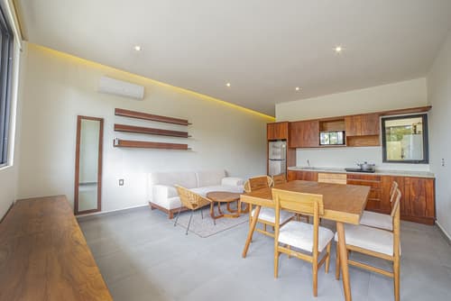 Deluxe Apartments Azure, Dining room