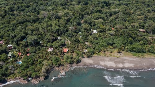 Playa Grande Lodge