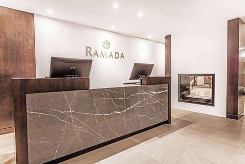 Ramada by Wyndham Ottawa On The Rideau, 